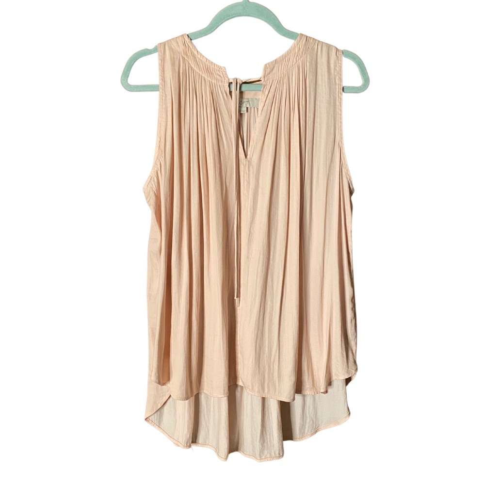 LOFT women’s pale pink top - size m